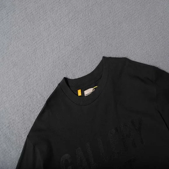 Gallery Dept. Gradient Logo Print Short Sleeve Black
